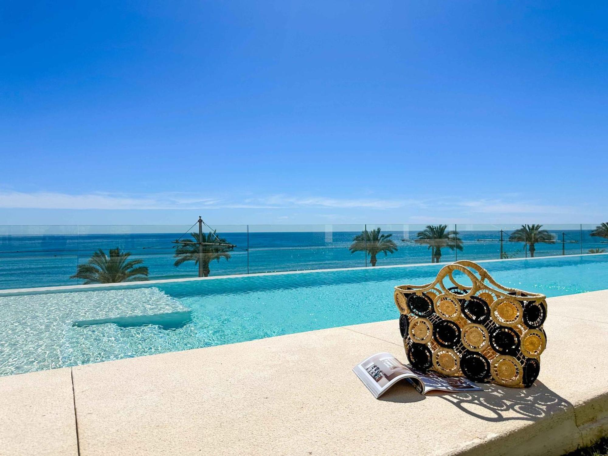 Lantia. Amaneceres De Ensueno Y Piscina Con Vistas Daire El Campello Dış mekan fotoğraf