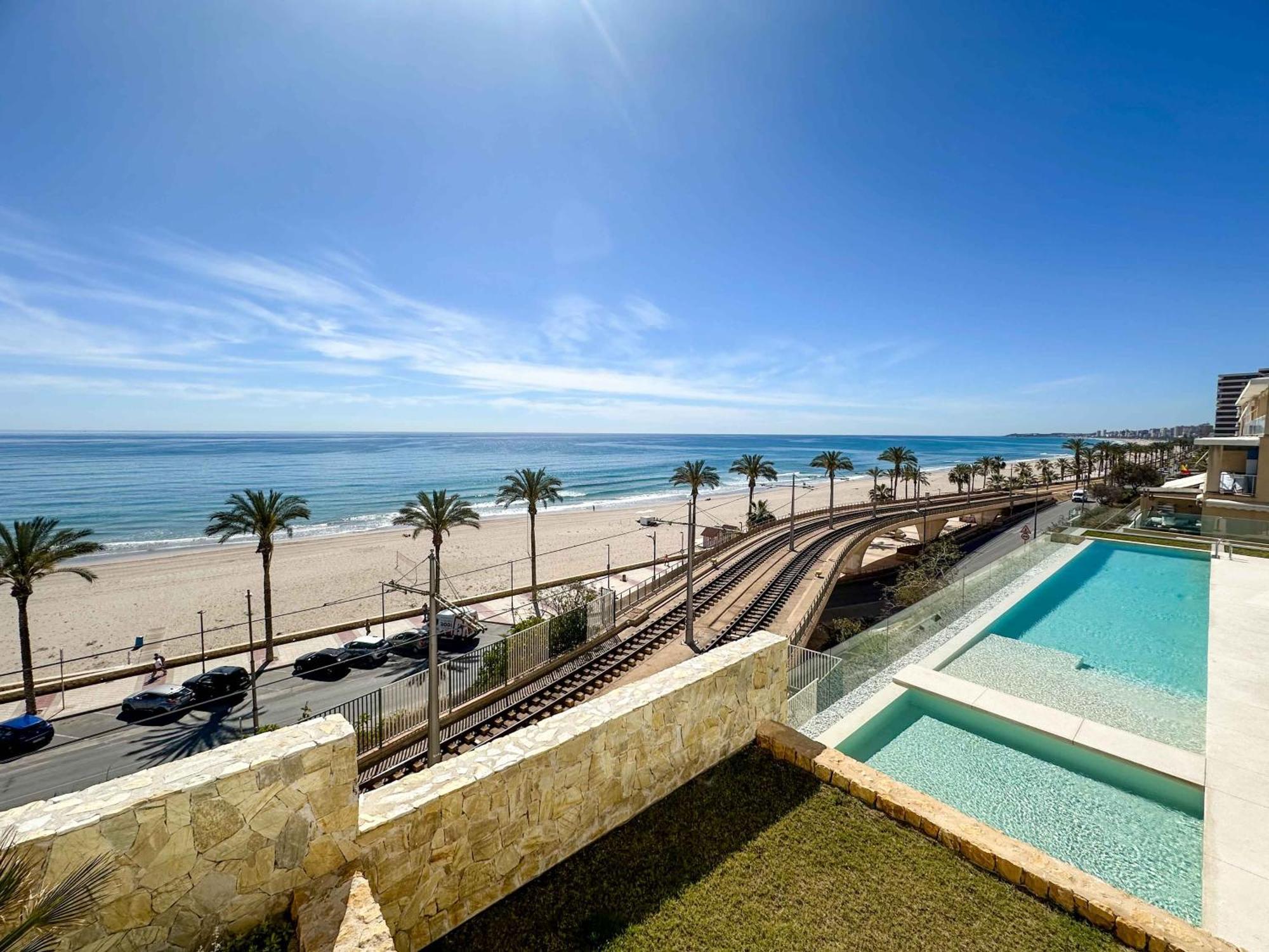 Lantia. Amaneceres De Ensueno Y Piscina Con Vistas Daire El Campello Dış mekan fotoğraf
