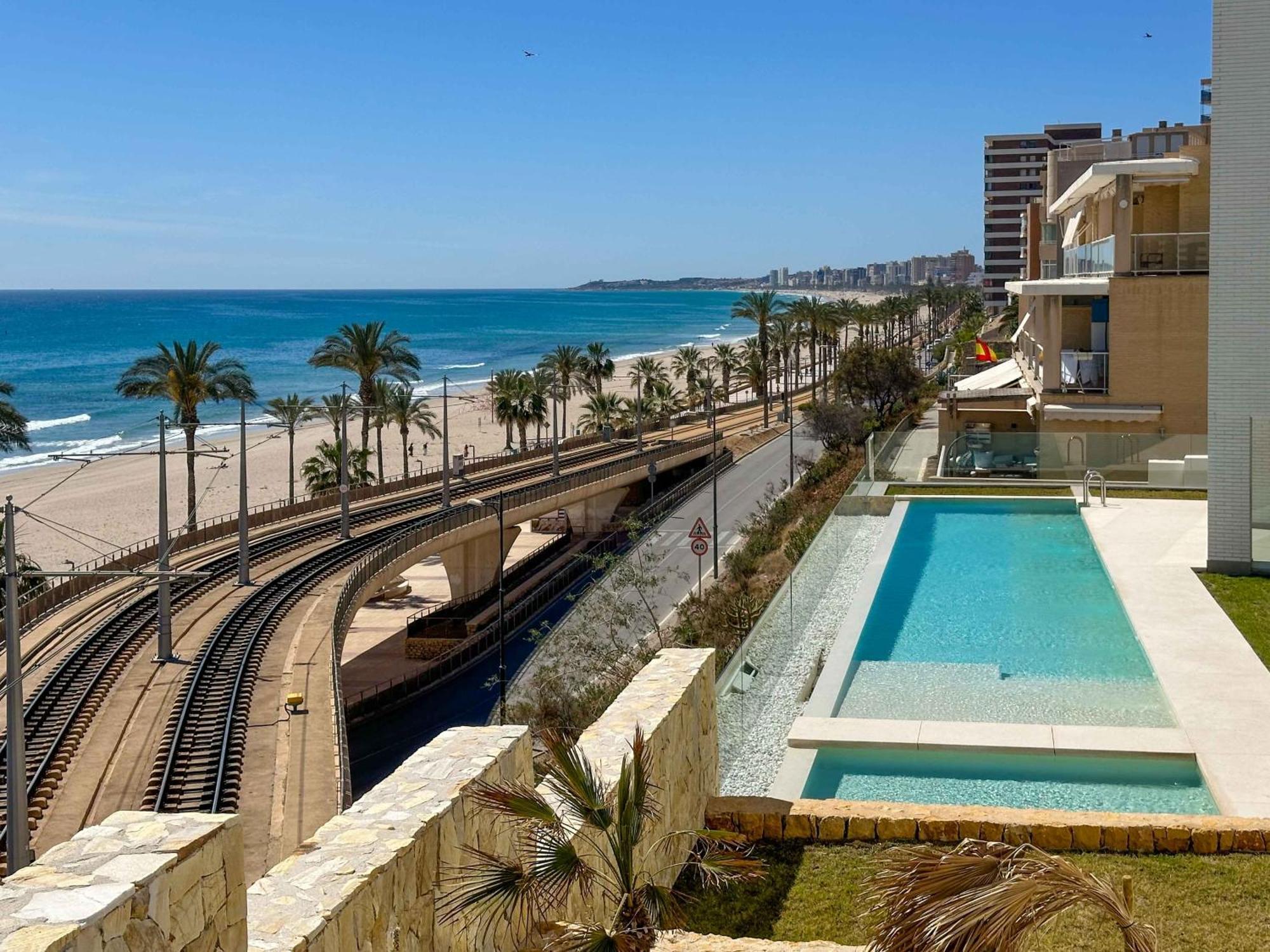 Lantia. Amaneceres De Ensueno Y Piscina Con Vistas Daire El Campello Dış mekan fotoğraf